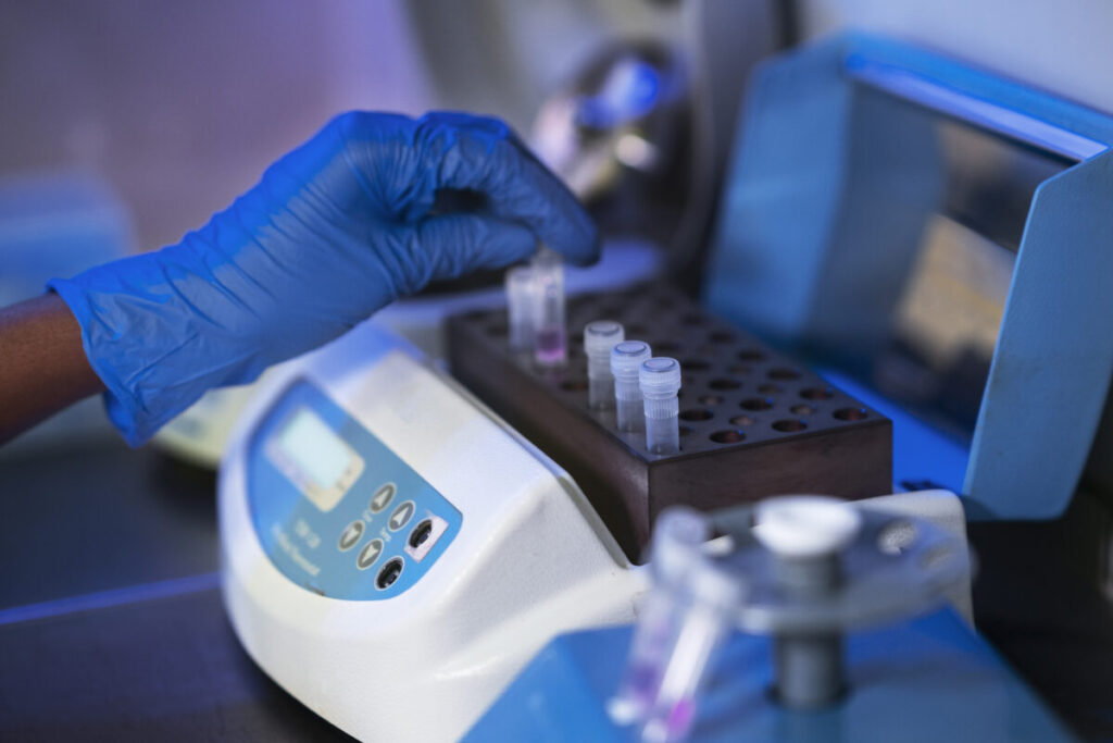 Multifunctional laboratory test system