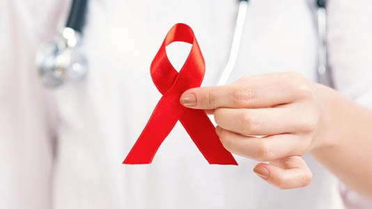 HIV analysis in the laboratory and consultation on testing